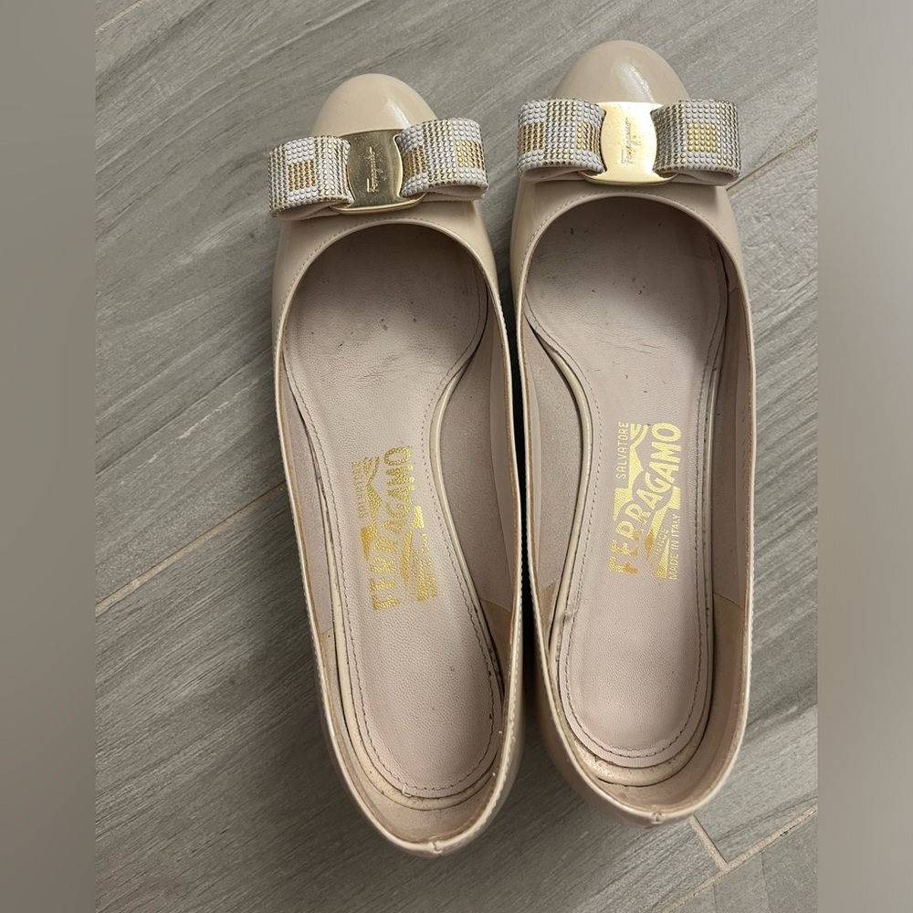 Salvatore Ferragamo Vera Pump